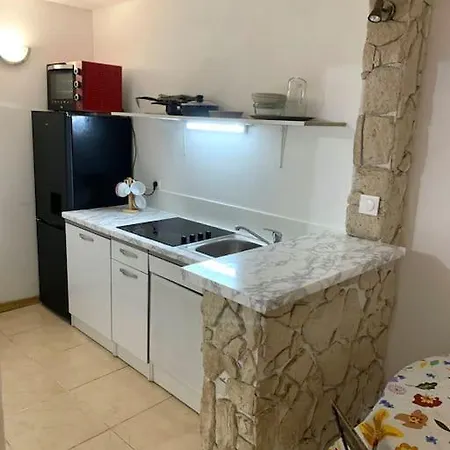 Appartamento T2 Au Coeur De La Vielle Porto Vecchio